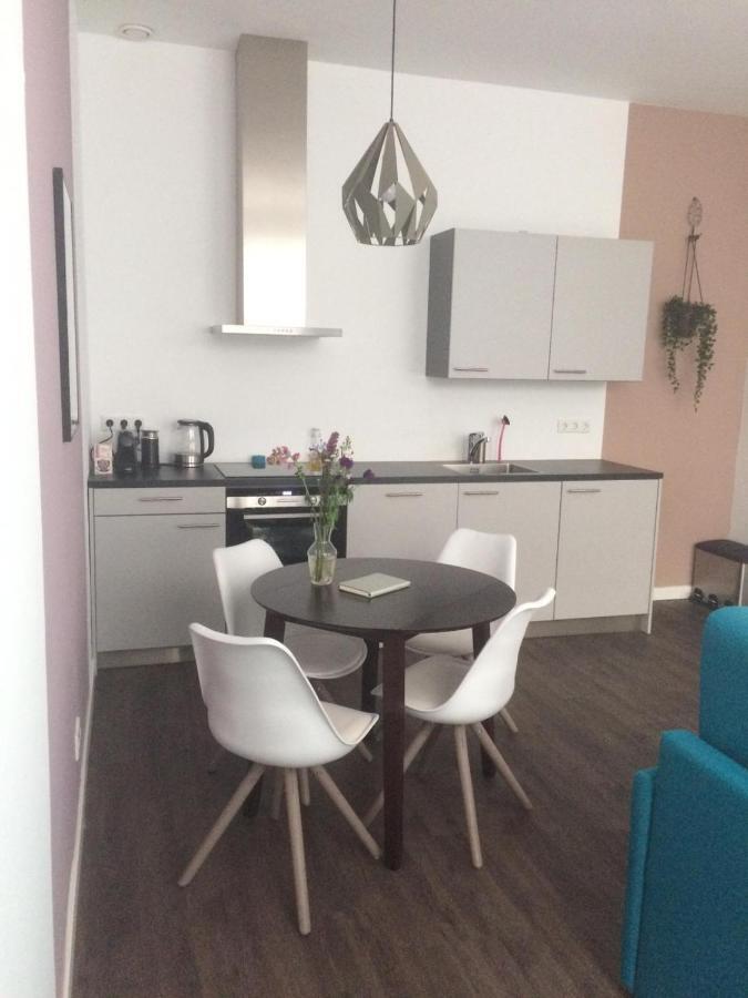 Slapen Bij Van-V Zierikzee Luaran gambar